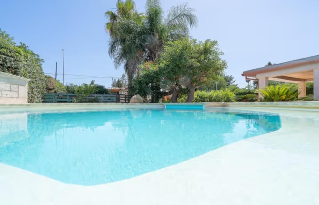 Villa Con Piscina Al Mare Ognina Exterior foto