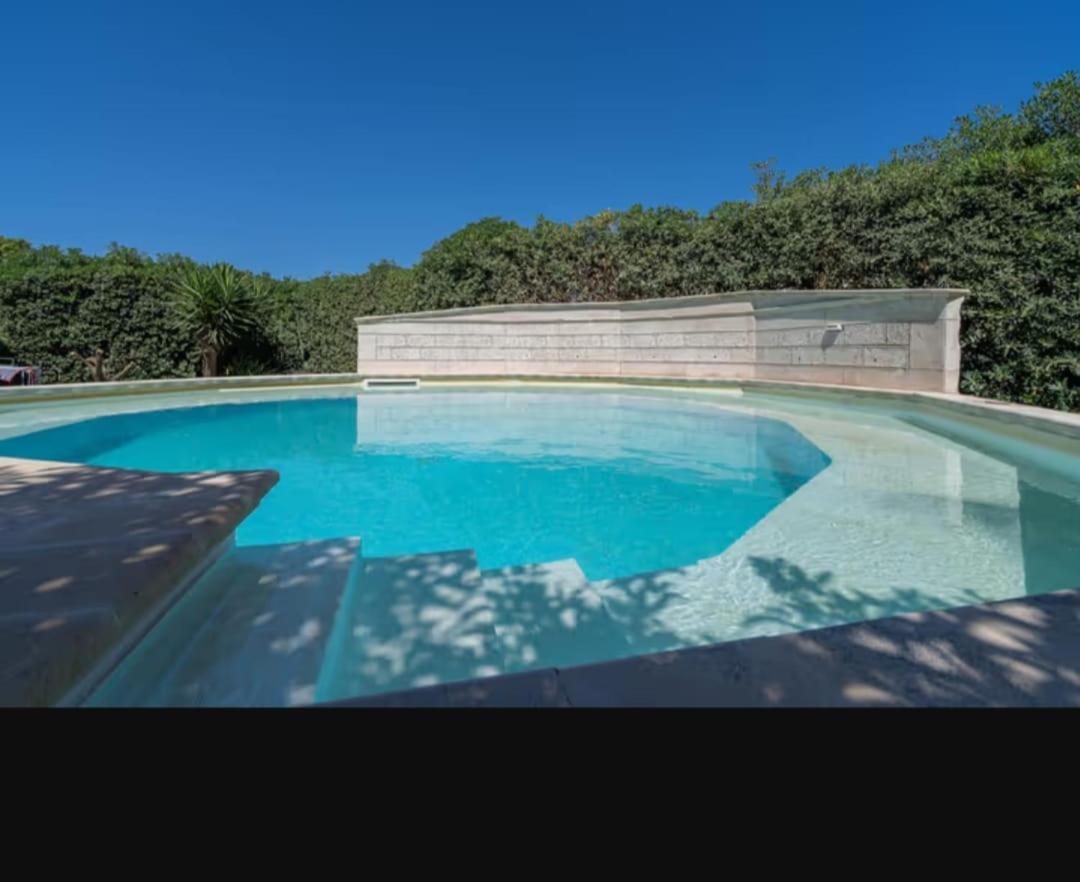 Villa Con Piscina Al Mare Ognina Exterior foto