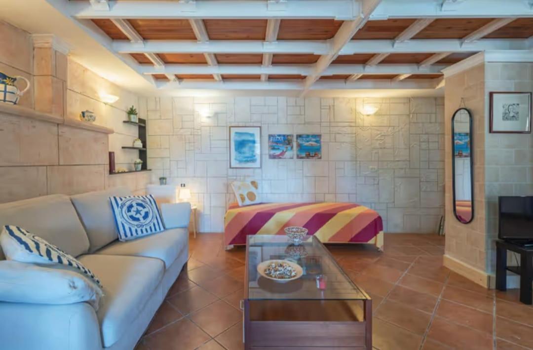 Villa Con Piscina Al Mare Ognina Exterior foto