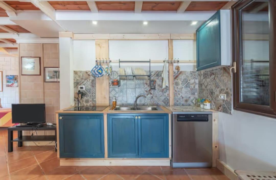 Villa Con Piscina Al Mare Ognina Exterior foto